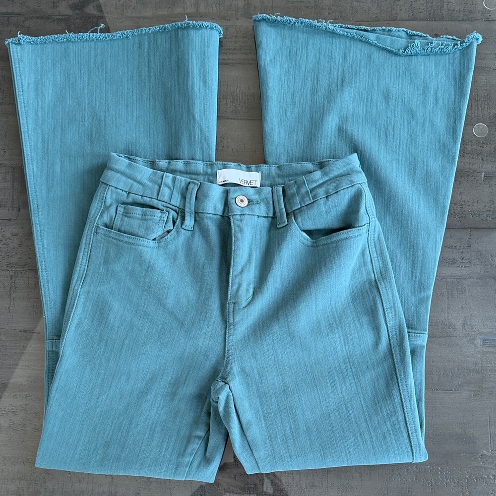 Vervet Teal Flare Bottom Colored Denim. Womens Size 27. Highrise bell bottoms - Picture 8 of 9
